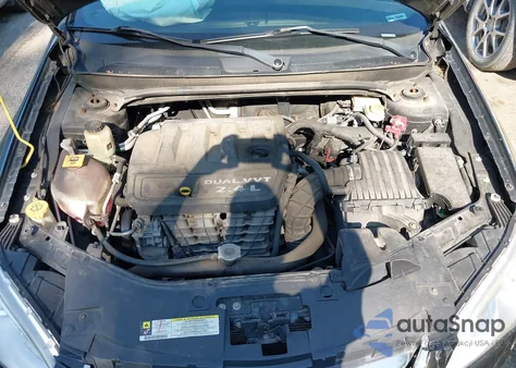 2013 Chrysler 200 Touring z USA, uszkodzony, nr VIN 1C3CCBBB8DN701736